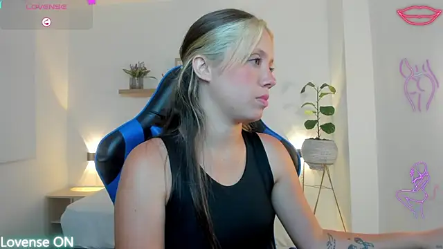 Snapshot of nataly_rodri chatting on 29, 4, 2026 nataly rodri online show from 29, 4, 2026