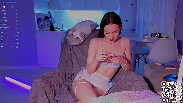 shey1i online show from 12, 1, 2025