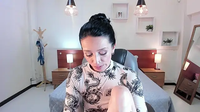 Kristen Garner online show from 31, 1, 2025