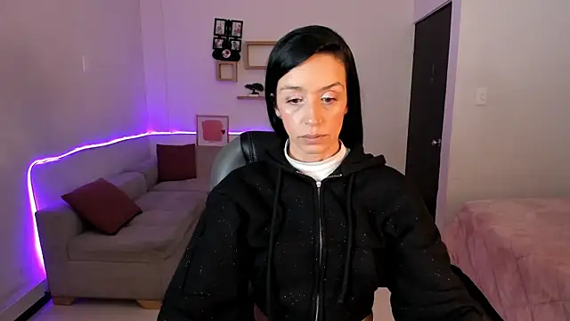 Kristen Garner online show from 20, 12, 2025