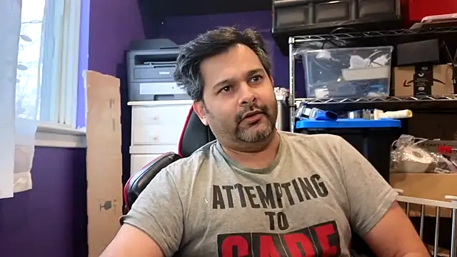 Snapshot of Sakhtlaundaz chatting on 10, 4, 2026 Sakhtlaundaz online show from 10, 4, 2026