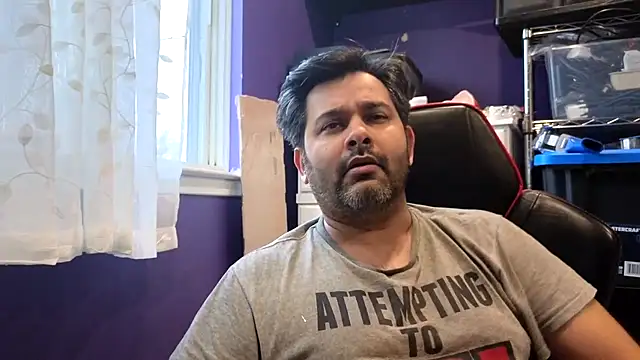 Snapshot of Sakhtlaundaz chatting on 13, 4, 2026 Sakhtlaundaz online show from 13, 4, 2026