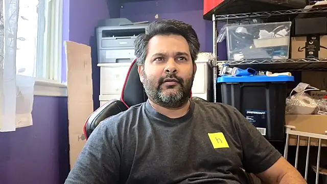 Snapshot of Sakhtlaundaz chatting on 25, 4, 2026 Sakhtlaundaz online show from 25, 4, 2026