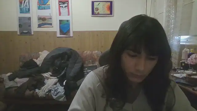 calliemaggotbone online show from 8, 11, 2025