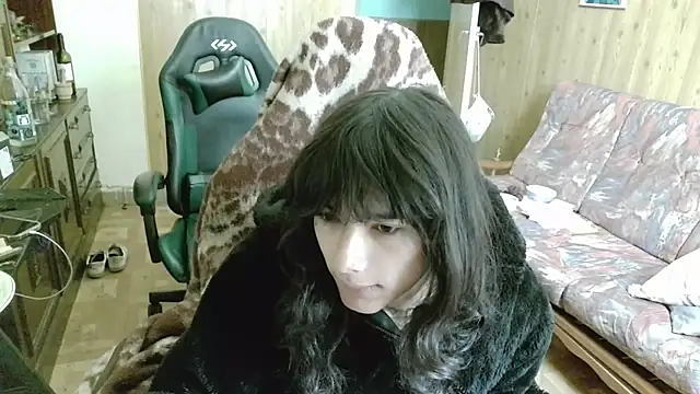 calliemaggotbone online show from 3, 12, 2025