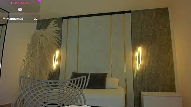 riley sierra online show from 14, 1, 2026