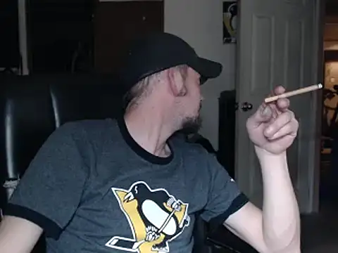 Snapshot of pensguy30 chatting on 10, 12, 2024 pensguy30 online show from 10, 12, 2024