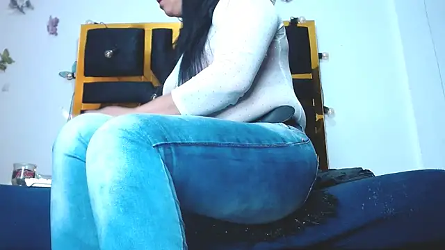 Helennahot online show from 25, 1, 2025