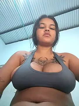 Snapshot of Bellota_22_Fuckme chatting on 26, 9, 2025 Bellota 22 Fuckme online show from 26, 9, 2025