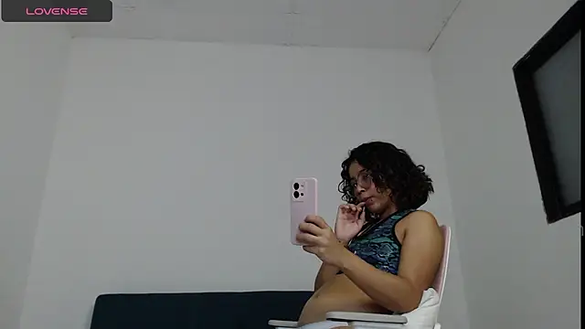 Snapshot of Putaku_San chatting on 9, 2, 2025 Putaku San online show from 9, 2, 2025