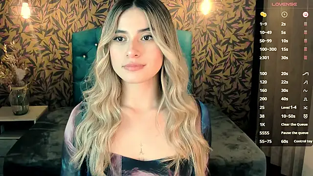 KiaraCarter online show from 30, 1, 2025