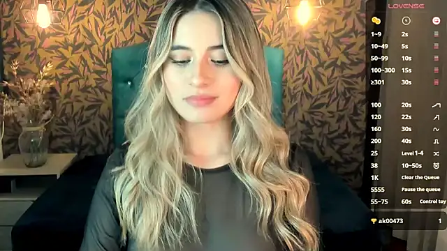 KiaraCarter online show from 8, 2, 2025