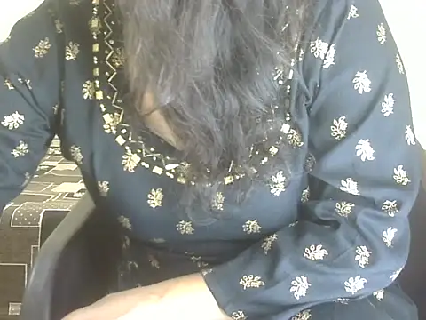 Snapshot of Lusty_Wife1 chatting on 27, 9, 2025 Lusty Wife1 online show from 27, 9, 2025