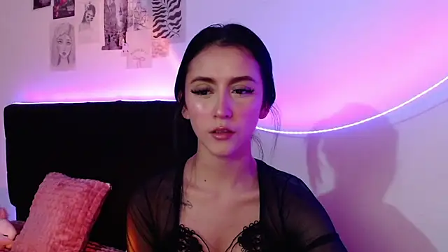 Snapshot of Coralinnee_ chatting on 13, 2, 2025 Coralinnee  online show from 13, 2, 2025