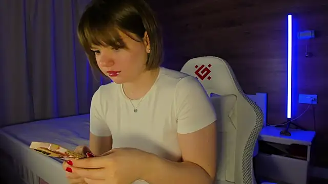 Snapshot of Elizabeth_Hottie_ chatting on 17, 4, 2026 Elizabeth Hottie online show from 17, 4, 2026