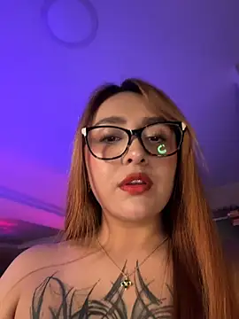 Snapshot of vanesaa_blake chatting on 19, 12, 2025 vanesaa blake online show from 19, 12, 2025