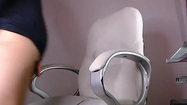 Snapshot of taylor_cruz chatting on 19, 10, 2025 taylor cruz online show from 19, 10, 2025