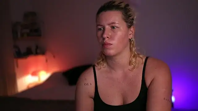 moonamii online show from 16, 3, 2025