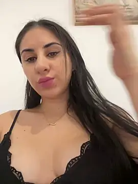 Snapshot of JenniferEdith chatting on 12, 12, 2024 JenniferEdith online show from 12, 12, 2024