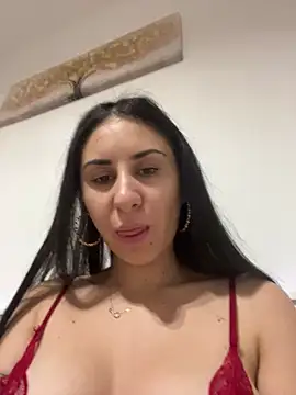 Snapshot of JenniferEdith chatting on 6, 1, 2025 JenniferEdith online show from 6, 1, 2025