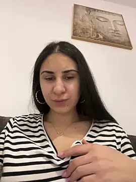 Snapshot of JenniferEdith chatting on 12, 1, 2025 JenniferEdith online show from 12, 1, 2025