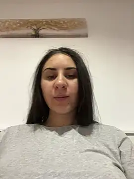 Snapshot of JenniferEdith chatting on 6, 2, 2025 JenniferEdith online show from 6, 2, 2025