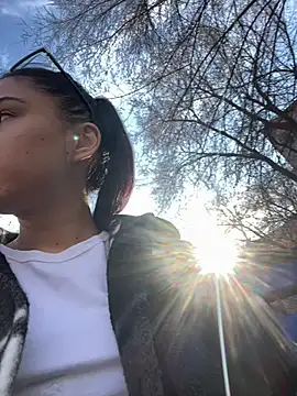 Snapshot of JenniferEdith chatting on 7, 3, 2025 JenniferEdith online show from 7, 3, 2025