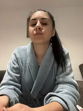 Snapshot of JenniferEdith chatting on 10, 3, 2025 JenniferEdith online show from 10, 3, 2025