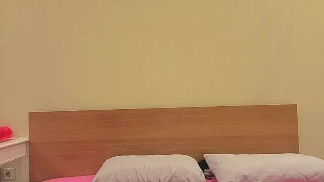 Snapshot of FiaMoor chatting on 10, 4, 2026 FiaMoor online show from 10, 4, 2026