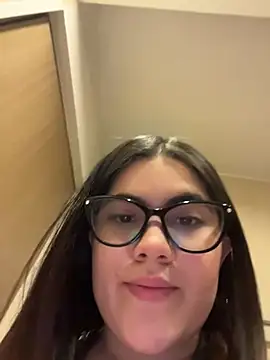 Valenhillxh online show from 24, 7, 2026