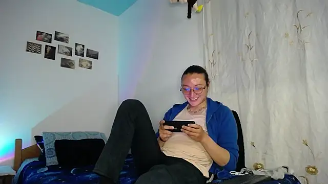 monkeywillwhite online show from 19, 2, 2026