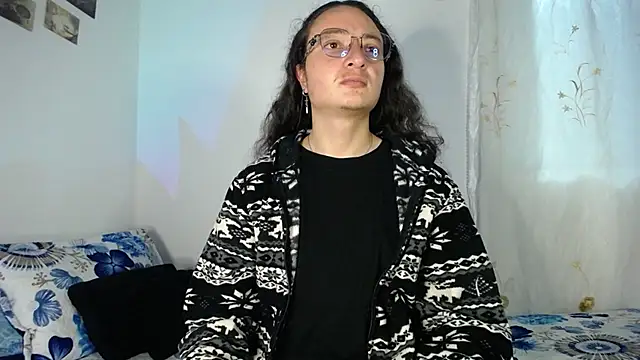 Snapshot of monkeywillwhite chatting on 7, 3, 2026 monkeywillwhite online show from 7, 3, 2026