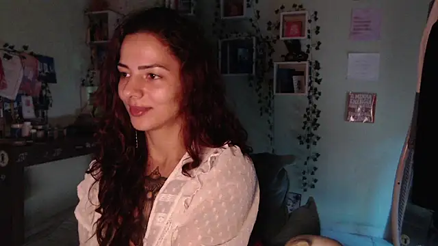 Snapshot of BeellyDance chatting on 25, 2, 2026 BeellyDance online show from 25, 2, 2026