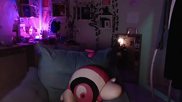 Snapshot of BeellyDance chatting on 27, 3, 2026 BeellyDance online show from 27, 3, 2026