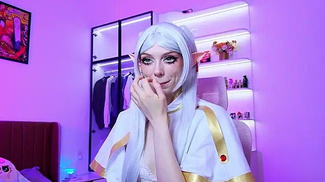 Snapshot of HolliWould_ chatting on 18, 3, 2026 HolliWould online show from 18, 3, 2026