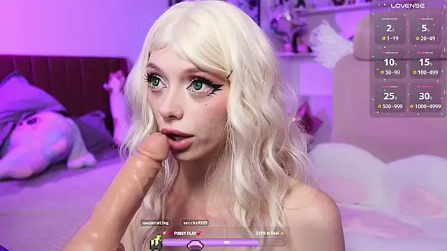 Snapshot of HolliWould_ chatting on 25, 4, 2026 HolliWould online show from 25, 4, 2026