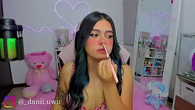 Snapshot of CuteDani_ chatting on 27, 3, 2026 CuteDani online show from 27, 3, 2026