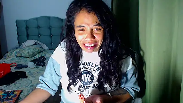 AmaraRoberts420 online show from 18, 2, 2026