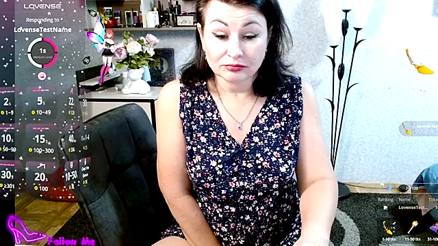 Snapshot of BeatriksS chatting on 8, 11, 2025 BeatriksS online show from 8, 11, 2025