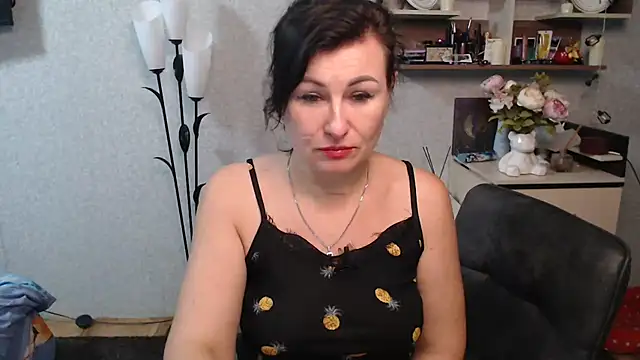 Snapshot of BeatriksS chatting on 19, 11, 2025 BeatriksS online show from 19, 11, 2025