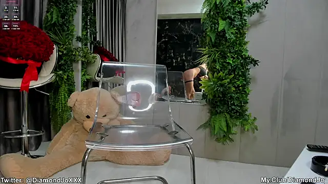 Snapshot of DiamondJo_ chatting on 22, 2, 2025 DiamondJo  online show from 22, 2, 2025