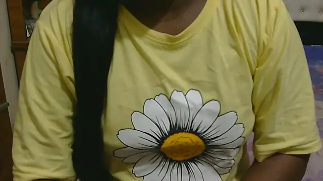 Snapshot of esita_1212 chatting on 23, 4, 2026 esita 1212 online show from 23, 4, 2026