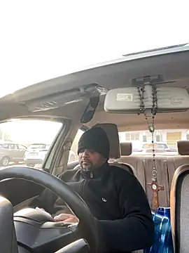 Dick 6inches online show from 17, 12, 2025