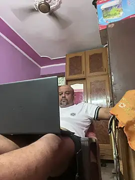 Snapshot of Dick_6inches chatting on 12, 7, 2026 Dick 6inches online show from 12, 7, 2026