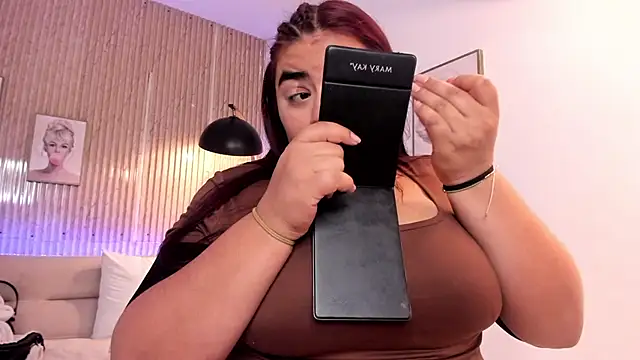 silvia lane online show from 12, 4, 2026