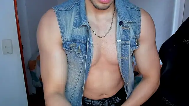 Snapshot of Tommy_Bred chatting on 1, 7, 2026 Tommy Bred online show from 1, 7, 2026