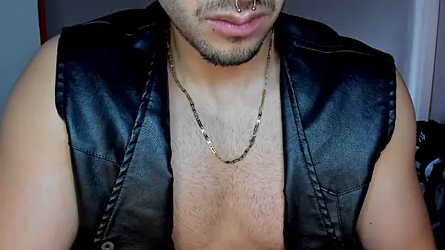 Snapshot of Tommy_Bred chatting on 8, 7, 2026 Tommy Bred online show from 8, 7, 2026