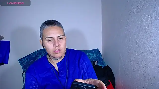 Yessi rousse online show from 26, 1, 2025