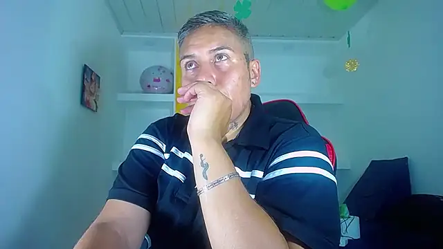 Yessi rousse online show from 20, 3, 2025