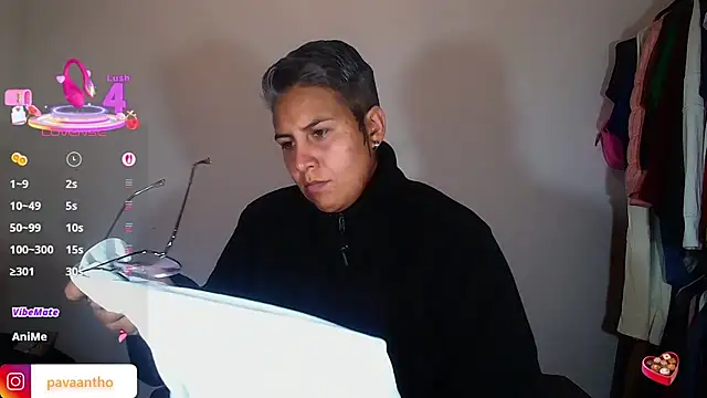 Yessi rousse online show from 6, 11, 2025